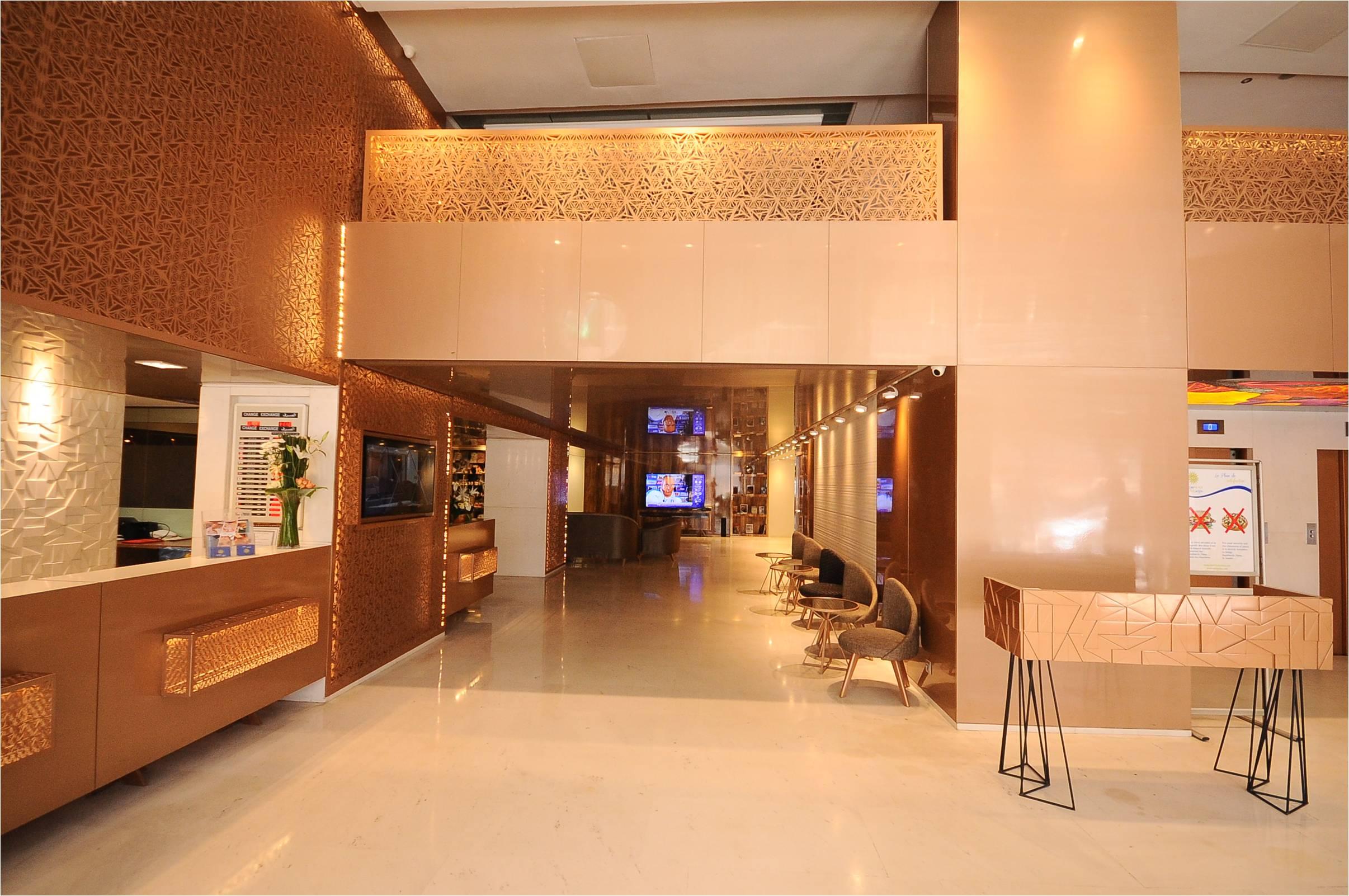 Oum Palace Hotel & Spa คาซาบลังกา ภายนอก รูปภาพ
