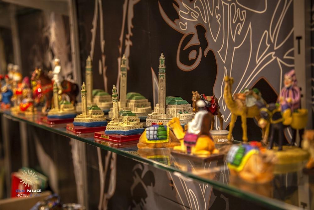 Oum Palace Hotel & Spa คาซาบลังกา ภายนอก รูปภาพ
